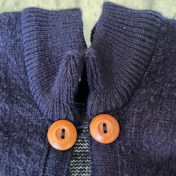 Llama INCA Print Navy Blue White Poncho Sweater Cape Boho Hippie Cozy Warm - Picture 7 of 11